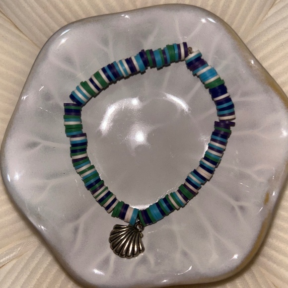 Bracelet - Picture 1 of 2